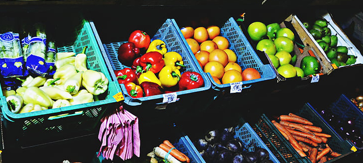 水果塑料周轉(zhuǎn)箱筐批發(fā)，快到筐里來(lái)！