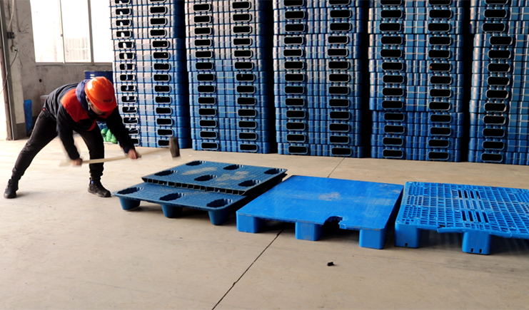 砸！砸！砸！這家吹塑塑料托盤竟然砸不爛？？？