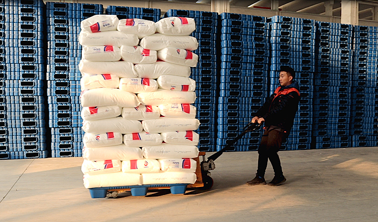 不為五斗米折腰，卻為吹塑托盤抬頭？