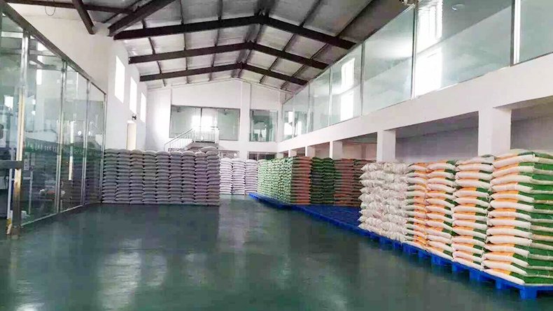 化工行業吹塑托盤應用案例 化工行業吹塑托盤應用案例