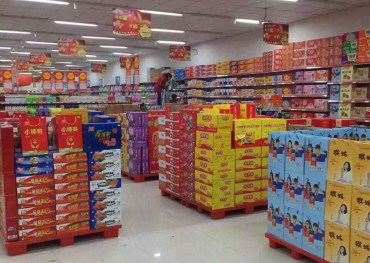 大型超市吹塑托盤應用案例 大型超市吹塑托盤應用案例